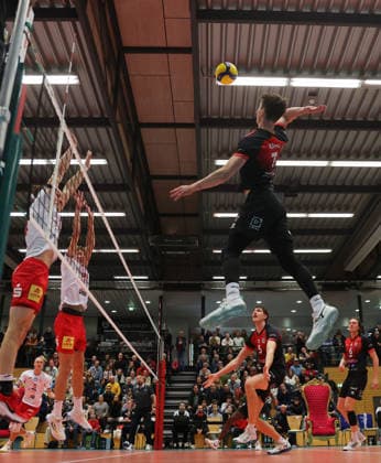 Ludwigsburg , Volleyball Bundesliga , Barock Volleys MTV Ludwigsburg vs. SV Warnemünde , Tim Köpfli ( Ludwigsburg )