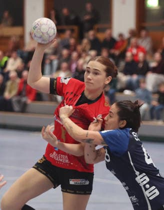 Beilstein , Handball Frauen 3. Liga , SG Schozach-Bottwartal vs. SG Kappelwindeck Steinbach , Aylin Bornhardt ( Schozach )