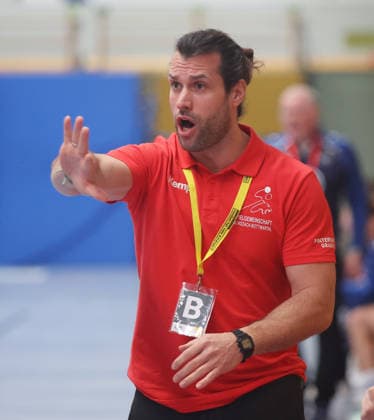 Beilstein , Handball Frauen 3. Liga , SG Schozach-Bottwartal vs. SG Kappelwindeck Steinbach , Trainer Michael Walter ( Schozach )