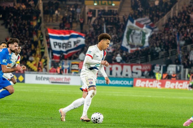 FOOTBALL : Vendee Fontenay Foot vs Paris Saint Germain PSG - Coupe de France - 32e de finale - 20 12 2025 DÃ sirÃ DouÃ (Paris SG) NantesFrance  Copyright: xEmilienxJousselinx