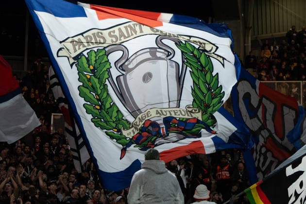 FOOTBALL : Vendee Fontenay Foot vs Paris Saint Germain PSG - Coupe de France - 32e de finale - 20 12 2025 Drapeau des supporters du Paris SG NantesFrance  Copyright: xEmilienxJousselinx