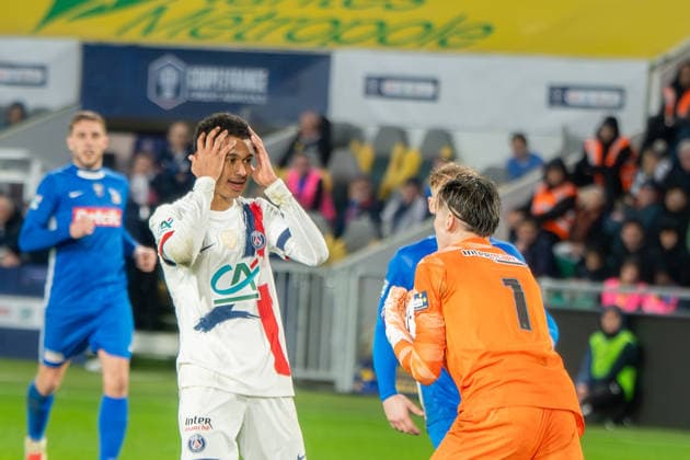 FOOTBALL : Vendee Fontenay Foot vs Paris Saint Germain PSG - Coupe de France - 32e de finale - 20 12 2025 Senny Mayulu (Paris SG) NantesFrance  Copyright: xEmilienxJousselinx