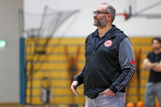 Basketball - 2. RL Nord - Eintracht Frankfurt - BC Neu-Isenburg - 20.12.25, Trainer Andreas Bob (FFM), -