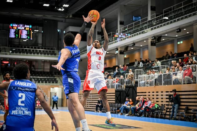 Barmer 2. Basketball Bundesliga ProA: RheinStars Köln vs HAKRO Merlins Crailsheim, 20.12.2025 Cedric Cezell Russell Jr. (RheinStarsKöln 0), Barmer 2. Basketball Bundesliga ProA: RheinStars Köln vs HAKRO Merlins Crailsheim am 20.12.2025 im Castello Düsseldorf in Düsseldorf (Nordrhein-Westfalen) Copyright: xBEAUTIFULxSPORTS Mueller-Laschetx