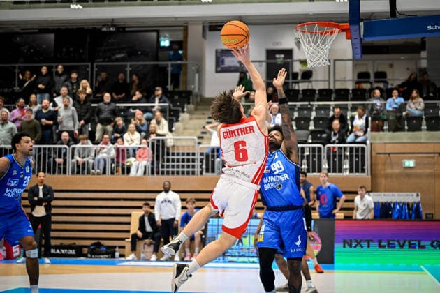 Barmer 2. Basketball Bundesliga ProA: RheinStars Köln vs HAKRO Merlins Crailsheim, 20.12.2025 Jasper Günther (RheinStarsKöln 6), Barmer 2. Basketball Bundesliga ProA: RheinStars Köln vs HAKRO Merlins Crailsheim am 20.12.2025 im Castello Düsseldorf in Düsseldorf (Nordrhein-Westfalen) Copyright: xBEAUTIFULxSPORTS Mueller-Laschetx
