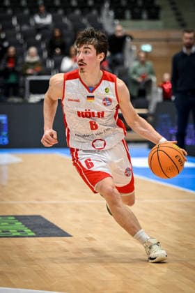 Barmer 2. Basketball Bundesliga ProA: RheinStars Köln vs HAKRO Merlins Crailsheim, 20.12.2025 Jasper Günther (RheinStarsKöln 6), Barmer 2. Basketball Bundesliga ProA: RheinStars Köln vs HAKRO Merlins Crailsheim am 20.12.2025 im Castello Düsseldorf in Düsseldorf (Nordrhein-Westfalen) Copyright: xBEAUTIFULxSPORTS Mueller-Laschetx