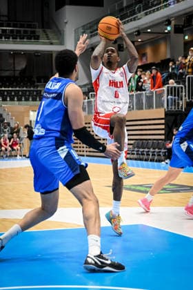 Barmer 2. Basketball Bundesliga ProA: RheinStars Köln vs HAKRO Merlins Crailsheim, 20.12.2025 Cedric Cezell Russell Jr. (RheinStarsKöln 0), Barmer 2. Basketball Bundesliga ProA: RheinStars Köln vs HAKRO Merlins Crailsheim am 20.12.2025 im Castello Düsseldorf in Düsseldorf (Nordrhein-Westfalen) Copyright: xBEAUTIFULxSPORTS Mueller-Laschetx