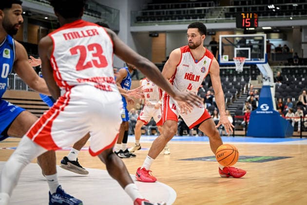 Barmer 2. Basketball Bundesliga ProA: RheinStars Köln vs HAKRO Merlins Crailsheim, 20.12.2025 Zachary Richard Watson (RheinStarsKöln 4), Barmer 2. Basketball Bundesliga ProA: RheinStars Köln vs HAKRO Merlins Crailsheim am 20.12.2025 im Castello Düsseldorf in Düsseldorf (Nordrhein-Westfalen) Copyright: xBEAUTIFULxSPORTS Mueller-Laschetx
