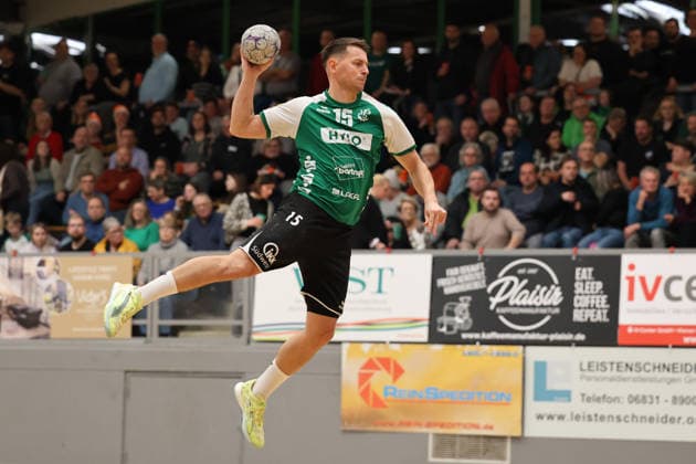 20.12.2025, Handball, Herren, 3. Liga, Staffel Süd-West, Saison 2025 2026, HG Saarlouis - TuS 82 Opladen, Yves Kunkel (HG Saarlouis) Saarlouis Stadtgartenhalle Saarland Deutschland (DEU) Copyright: xSebastianxBachx