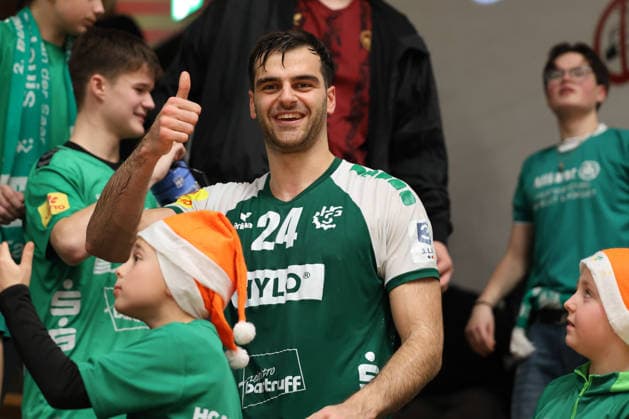 20.12.2025, Handball, Herren, 3. Liga, Staffel Süd-West, Saison 2025 2026, HG Saarlouis - TuS 82 Opladen, Muhamet Durmishi (HG Saarlouis) Saarlouis Stadtgartenhalle Saarland Deutschland (DEU) Copyright: xSebastianxBachx