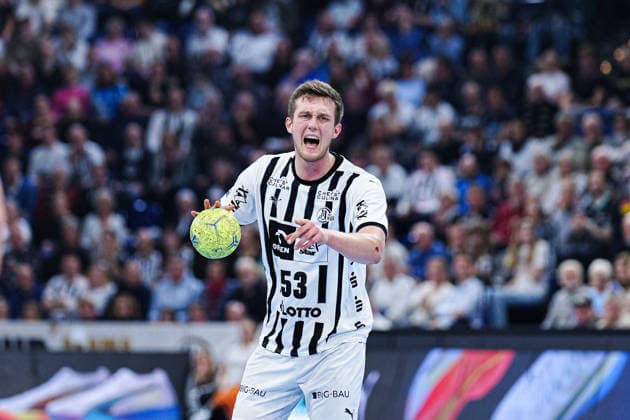 Nikola Bilyk (THW Kiel, 53) GER, THW Kiel vs. TSV Hannover-Burgdorf, Handball, 1. Bundesliga, Spieltag 18, Saison 2025 2026, 20.12.2025 GER, THW Kiel vs. TSV Hannover-Burgdorf, Handball, 1. Bundesliga, Spieltag 18, Saison 2025 2026, 20.12.2025 Kiel Copyright: xEibner-Pressefoto MarcelxvonxFehrnx EP_MFN