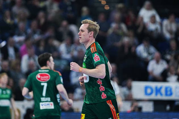 Marian Michalczik (TSV Hannover-Burgdorf, 22) GER, THW Kiel vs. TSV Hannover-Burgdorf, Handball, 1. Bundesliga, Spieltag 18, Saison 2025 2026, 20.12.2025 GER, THW Kiel vs. TSV Hannover-Burgdorf, Handball, 1. Bundesliga, Spieltag 18, Saison 2025 2026, 20.12.2025 Kiel Copyright: xEibner-Pressefoto MarcelxvonxFehrnx EP_MFN