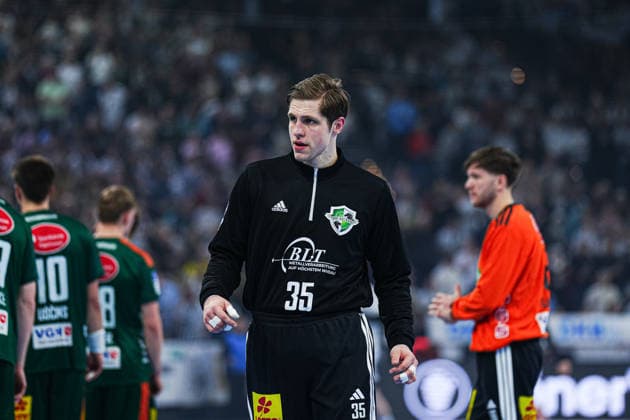 Joel Birlehm (TSV Hannover-Burgdorf, 35) GER, THW Kiel vs. TSV Hannover-Burgdorf, Handball, 1. Bundesliga, Spieltag 18, Saison 2025 2026, 20.12.2025 GER, THW Kiel vs. TSV Hannover-Burgdorf, Handball, 1. Bundesliga, Spieltag 18, Saison 2025 2026, 20.12.2025 Kiel Copyright: xEibner-Pressefoto MarcelxvonxFehrnx EP_MFN