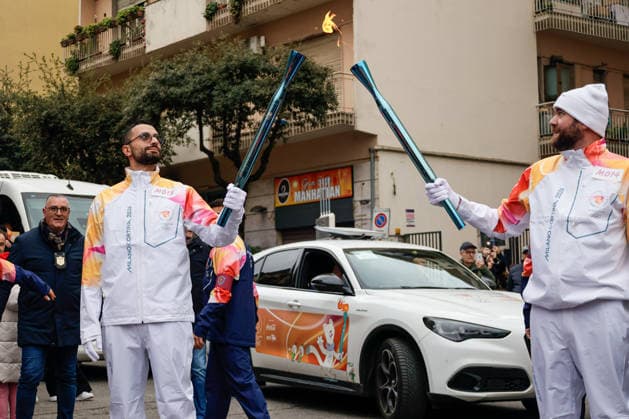 News - The passage of the Olympic flame in Cosenza during the passage of the Olympic flame in Cosenza - Italy Cosenza Cosenza Italy Copyright: xFrancescoxFarinax xLiveMediax LPN_2203351