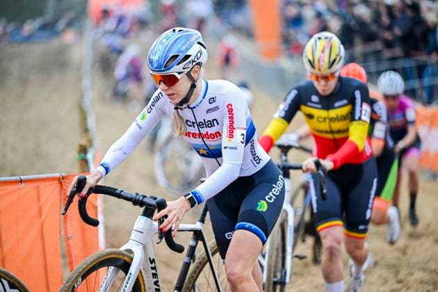 UCI Cyclocross World Cup 2025-2026 Koksijde KOKSIJDE, BELGIUM - DECEMBER 21 : Van der Heijden Inge of Crelan - Corendon in action during the 6th leg of the Koksijde UCI Cyclocross World Cup 2025-2026 a cyclocross race for Women Elite on December 21, 2025 in Koksijde, Belgium, 21 12 2025 ( Koksijde Belgium  Copyright: xNicoxVereeckenx