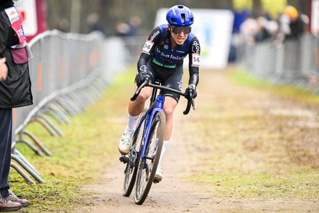 UCI Cyclocross World Cup 2025-2026 Koksijde KOKSIJDE, BELGIUM - DECEMBER 21 : Van Anrooij Shirin of Baloise Glowi Lions in action during the 6th leg of the Koksijde UCI Cyclocross World Cup 2025-2026 a cyclocross race for Women Elite on December 21, 2025 in Koksijde, Belgium, 21 12 2025 ( Koksijde Belgium  Copyright: xNicoxVereeckenx