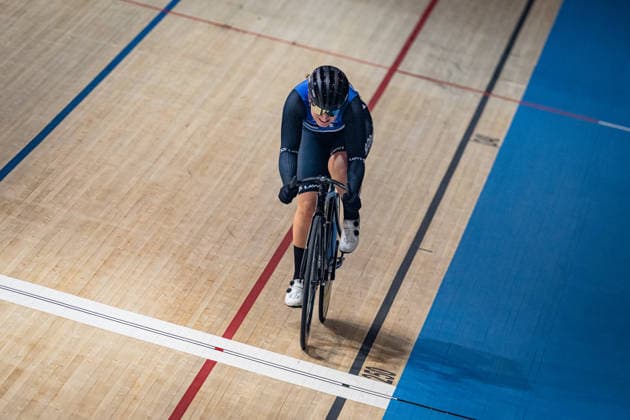 MNTEN Franziska: DM Omnium 2025 - Frankfurt Oder MNTEN Franziska ( GER ) RSC Turbine Erfurt Querformat - quer - horizontal - Landscape - Event Veranstaltung: DM Omnium 2025 - Deutsche Meisterschaft - Category Kategorie: Cycling - Track cycling, Rad, Radsport, Bahnrad, Bahn National Championship Omnium - Women U19 Juniors - Location Ort: Europe Germany - Brandenburg - Märkisch Oderland - Frankfurt Oder - Oderlandhalle - Discipline: Omnium Points Race 4. Race - Distance: 15 km - Date Datum: 20.12.2025 Saturday Day 2 -