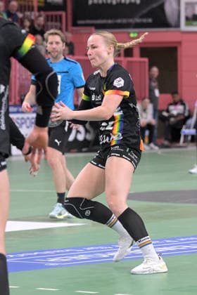 Lotta Roepcke (VfL Oldenburg, 22) TusSies Metzingen vs. VfL Oldenburg, Handball, Alsco HBF, 11.Ligaspieltag, Saison 2025 2026, 21.12.2025 TusSies Metzingen vs. VfL Oldenburg, Handball, Alsco HBF, 11.Ligaspieltag, Saison 2025 2026, 21.12.2025 Tuebingen Copyright: xEibner-Pressefoto TobiasxBaurx EP_TBR