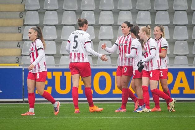 Fussball, Google Pixel Frauen-Bundesliga, 14 .Spieltag, 2025 2026, SC Freiburg vs. SV Werder Bremen, 21.12.2025, Dreisamstadion, Freiburg,: Svenja Förmli (SC Freiburg, Frauen 9) Tor, Torjubel, Emotionen, Torschuss, Freude, Jubel, Freiburg Dreisamstadion Baden-Württemberg Deutschland Copyright: xFINLEYxMÖRCHx