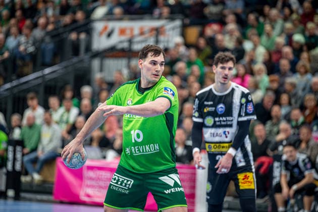 Handball Bundesliga; HSG Wetzlar - ThSV Eisenach, 21.12.25 Josip Simic (HSG Wetzlar, 10), Handball Bundesliga; HSG Wetzlar - ThSV Eisenach: Wetzlar, 21.12.25 Copyright: xBEAUTIFULxSPORTS Roeczeyx