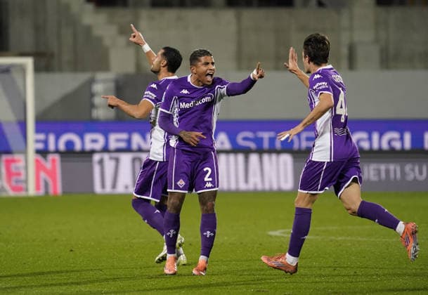 Fiorentina™s players celebrations after the goal of 1-0 during the Serie A soccer match between Fiorentina and Udinese at the Artemio Franchi stadium in Florence, center of Italy - Sunday, December 21, 2025. - Soccer  Copyright: xMarcoxBucco LaPressex