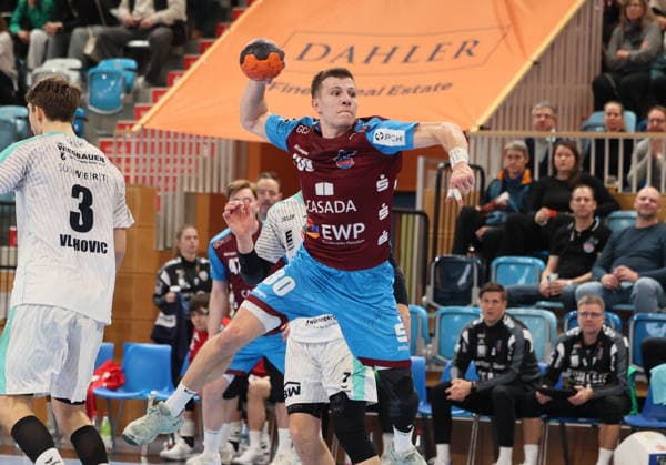 GER HBL2 Saison 2025 2026 VfL Potsdam vs SG BBM Bietigheim, 21.12.25, MBS Arena, Potsdam Marco MENGON (1.VfL Potsdam 30)