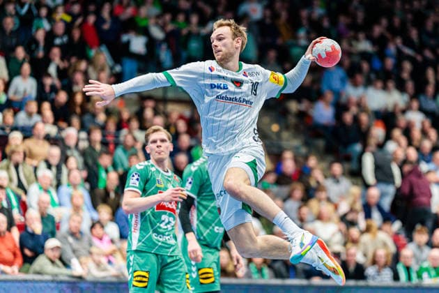 Mathias Gidsel (Fuechse Berlin, 19) im Torwurf GER, GWD Minden vs. Fuechse Berlin, Handball, 1. Bundesliga, 18. Spieltag, Spielzeit 2025 2026, 21.12.2025 GER, GWD Minden vs. Fuechse Berlin, Handball, 1. Bundesliga, 18. Spieltag, Spielzeit 2025 2026, 21.12.2025 Luebbecke Copyright: xEibner-Pressefoto JanxRollingerx EP_JSK