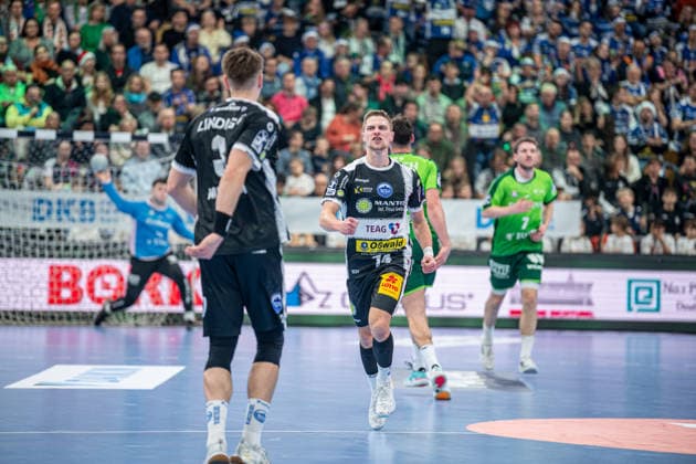 Handball Bundesliga; HSG Wetzlar - ThSV Eisenach, 21.12.25 Peter Walz (ThSV Eisenach, 14) Handball Bundesliga; HSG Wetzlar - ThSV Eisenach: Wetzlar, 21.12.25 Copyright: xBEAUTIFULxSPORTS Roeczeyx