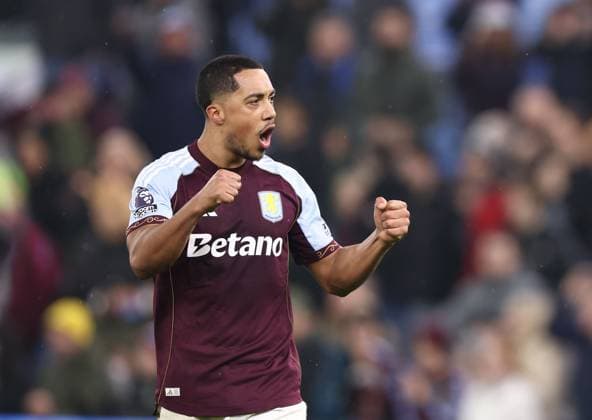 Youri Tielemans of Aston Villa Aston Villa v Manchester United, ManU Premier League, Football, Villa Park, Birmingham, UK - 21 Dec 2025Birmingham Villa Park United Kingdom EDITORIAL USE ONLY No use with unauthorised audio, video, data, fixture lists, club league logos or live services. Online in-match use limited to 120 images, no video emulation. No use in betting, games or single club league player publications. Copyright: xRyanxBrowne Shutterstockx 16151365dc