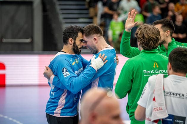 Handball Bundesliga; HSG Wetzlar - ThSV Eisenach, 21.12.25 Anadin Suljakovic (HSG Wetzlar, 12), Karim Hendawy (HSG Wetzlar, 66) Handball Bundesliga; HSG Wetzlar - ThSV Eisenach: Wetzlar, 21.12.25 Copyright: xBEAUTIFULxSPORTS Roeczeyx