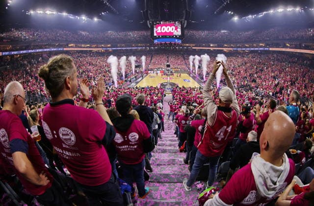 Telekom Baskets Bonn vs. FC Bayern München Basketball Rekordspiel vor über 19.000 Zuschauern in der Lanxess Arena (Kölnarena, Koelnarena) 31. Speiltag - Saison 2025 26