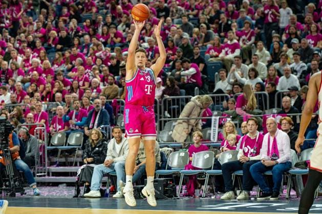 Patrick Heckmann, Power Forward, (Telekom Baskets Bonn 33), , Telekom Baskets Bonn vs. FC Bayern Basketball, Basketball, BBL, 31. Spieltag, 21.12.2025 Koeln Nordrhein-Westfalen Deutschland