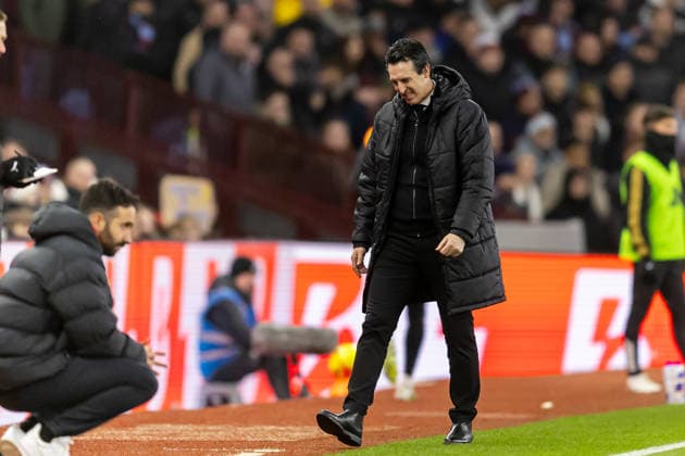 Aston Villa v Manchester United, ManU Premier League 21 12 2025. Aston Villa manager Unai Emery during the Premier League match between Aston Villa and Manchester United at Villa Park, Birmingham, England on 21 December 2025. Birmingham Villa Park West Midlands England Editorial use only DataCo restrictions apply See www.football-dataco.com , Copyright: xManjitxNarotrax PSI-23452-0201