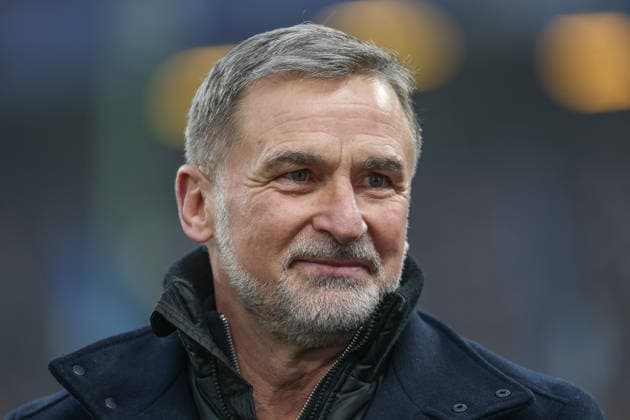 1. Bundesliga - Hamburger SV - Eintracht Frankfurt am 20.12.2025 im Volksparkstadion in Hamburg Stefan Kuntz (Hamburg)