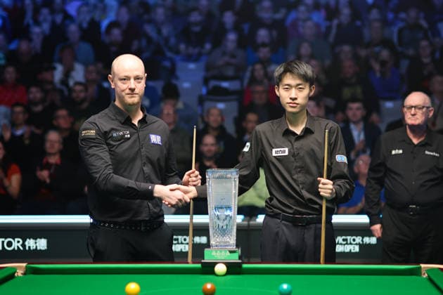 EDINBURGH, SCOTLAND - DECEMBER 21: Chris Wakelin (L) of England and Chang Bingyu of China pose for a photo prior to the Final match on day 7 of the 2025 Scottish Open at Meadowbank Sports Centre on December 21, 2025 in Edinburgh, Scotland.  Copyright: xTaixChengzhex 111611332179