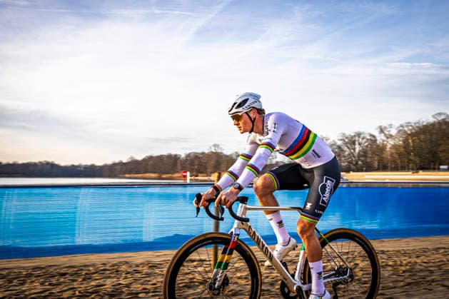 Cyclocross - X2O Badkamers Trofee Hofstade CX World Champion Mathieu van der Poel (NED Alpecin - Deceuninck) crosses the beach of the Vlaanderen domain in Hofstade on his way to victory X2O Badkamers Trofee Hofstade Plage cross Men Elite - Hofstade Belgium Photo: Stijn Bastens CC Hofstade Belgium  Copyright: xContentxCurationx StijnxBastensx xCCx