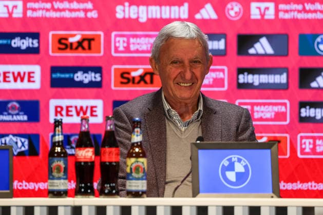 Svetislav Pesic (FC Bayern Basketball, neuer Chef-Trainer), GER, FC Bayern Basketball Pressekonferenz, Saison 2025 2026, 22.12.2025, GER, FC Bayern Basketball Pressekonferenz, Saison 2025 2026, 22.12.2025 Muenchen Copyright: xEibner-Pressefoto JennixMaulx EP_JML