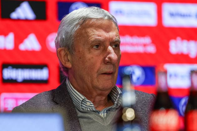 Svetislav Pesic (FC Bayern Basketball, neuer Chef-Trainer), GER, FC Bayern Basketball Pressekonferenz, Saison 2025 2026, 22.12.2025, GER, FC Bayern Basketball Pressekonferenz, Saison 2025 2026, 22.12.2025 Muenchen Copyright: xEibner-Pressefoto JennixMaulx EP_JML
