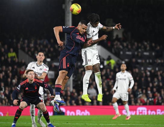Fulham v Nottingham Forest Premier League Kevin of Fulham heads towards goal during the Premier League match at Craven Cottage, London 22 12 2025 UK Newspapers OUT Copyright: xNigelxBramleyx FIL-22666-0017