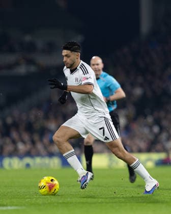 Raul Jimenez of Fulham dribbling forwards during the Premier League match between Fulham and Nottingham Forest at Craven Cottage on December 22, 2025 in London, England. (Photo by Pedro Soares SPP) Copyright: xPedroxSoaresx xSPPx Sportspressphoto_SPR76570