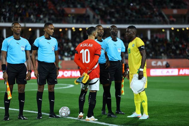Morocco, Agadir 22 December 2025, Mohamed Salah of Egypt national team, Nationalteam looks on during the Africa Cup of Nations (CAN) group B football match between Egypt national team and Zimbabwe national team at Adrar Stadium in Agadir on December 22, 2025. AFCON 2025 - Egypt v Zimbabwe Copyright: xSFSIx