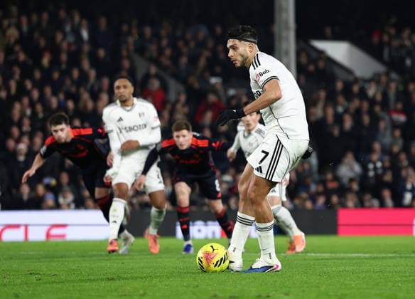 London, England, 22nd December 2025. Raul JimÃ nez of Fulham scoring his sides opening goal during the Fulham vs Nottingham Forest Premier League match at Craven Cottage, London. Picture credit should read: David Klein Sportimage EDITORIAL USE ONLY. No use with unauthorised audio, video, data, fixture lists, club league logos or live services. Online in-match use limited to 120 images, no video emulation. No use in betting, games or single club league player publications. SPI_DK_022_Fulham_Forest SPI-4392-0022