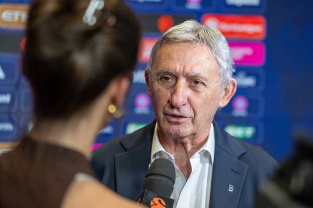 Chefcoach Svetislav Persic (FC Bayern Basketball) im Interview, FC Bayern Basketball vs. Hapoel IBI Tel Aviv, EuroLeague 18. Spieltag, 23.12.2025 Muenchen Bayern Deutschland