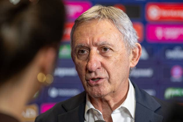 Chefcoach Svetislav Persic (FC Bayern Basketball) im Interview, FC Bayern Basketball vs. Hapoel IBI Tel Aviv, EuroLeague 18. Spieltag, 23.12.2025 Muenchen Bayern Deutschland