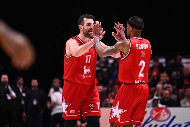 Giampaolo Ricci, Lorenzo Brown Dubai Basketball - EA7 Emporio Armani Olimpia Milano EuroLeague 2025-26 Dubai, 23 12 2025 Foto M.Ceretti Ciamillo-Castoria Dubai  Copyright: xMassimoxCerettix
