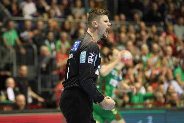 23.12.2025, xtgx, SC Magdeburg - THW Kiel v.l. Sergey Hernandez Ferrer (Magdeburg, 1) Jubelt ueber gehaltenen Ball, abgewehrt, gehalten, Torhueter Magdeburg