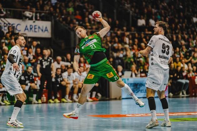 Deutschland: HBL DAIKIN Handball Bundesliga 2025 26, 6. Spieltag - SC Magdeburg vs THW Kiel - GETEC Arena (Magdeburg): Albin Lagergren (SC Magdeburg, 21) Copyright: xTomxLauruschkatx