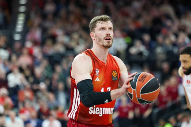 Andreas Obst (FC Bayern Basketball, 13), GER, FC Bayern Basketball vs. Hapoel Tel Aviv, Basketball, Euroleague, 18. Spieltag, Saison 2025 2026, 23.12.2025, GER, FC Bayern Basketball vs. Hapoel Tel Aviv, Basketball, Euroleague, 18. Spieltag, Saison 2025 2026, 23.12.2025 Muenchen Copyright: xEibner-Pressefoto JennixMaulx EP_JML