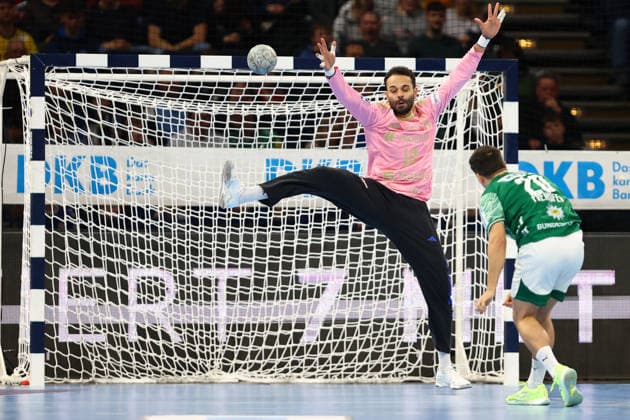 12 Mohamed El-Tayar (Handball Verein Hamburg) Handball I Herren I Bundesliga (Daikin HBL) I Saison 2025-2026 I 24. Spieltag I Handball Sport Verein Hamburg - Füchse Berlin I 23.12.2025 I Barclays Arena