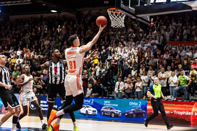 GER, BKT EuroCup, Saison 2025 2026, Niners Chemnitz - Besiktas GAIN Istanbul. 23.12.2025, Messe, Chemnitz, GER, BKT EuroCup, Saison 2025 2026, Niners Chemnitz - Besiktas GAIN Istanbul. Yordan Minchev (Niners Chemnitz, 91) Foto Alexander Trienitz Chemnitz Messe Sachsen Deutschland